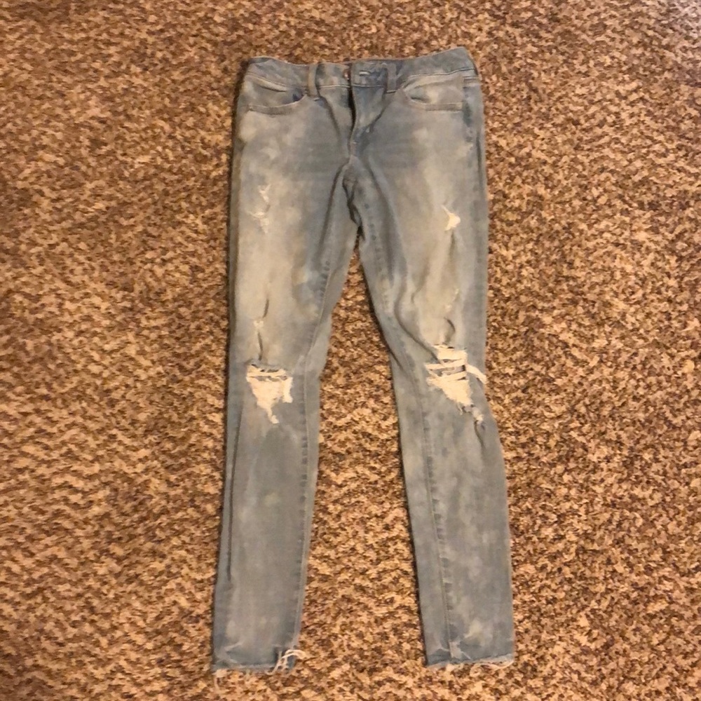 Holy jeans